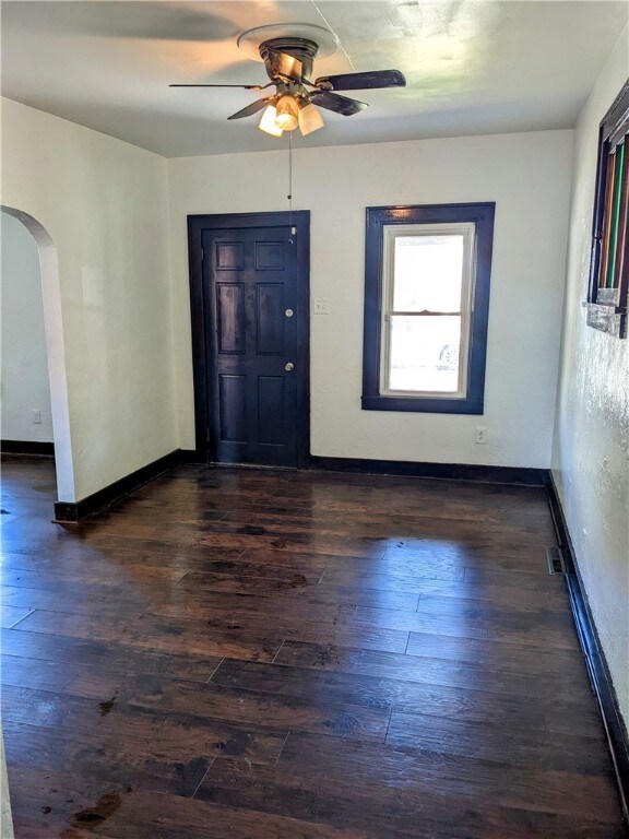 906 Indiana Ave, Glassport, PA 15045 - photo 4