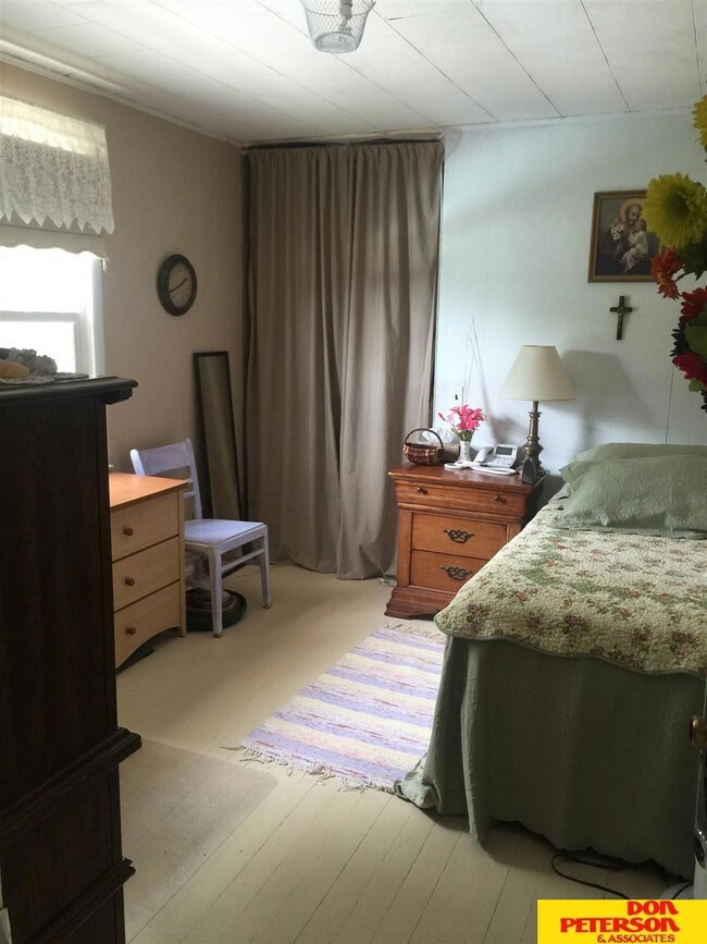 420 Grant St, Lyons, NE 68038 - photo 5