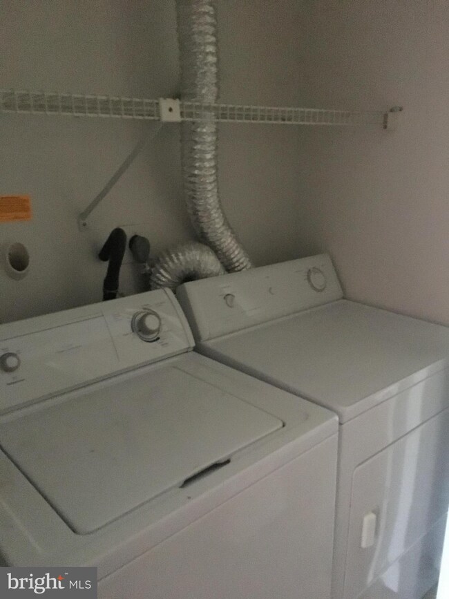 802 Stratford Way unit A, Frederick, MD 21701 - photo 7