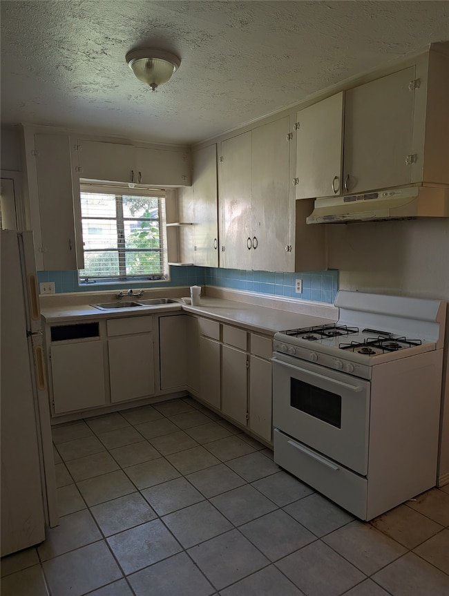 5318 Angelo St, Houston, TX 77009 - photo 4