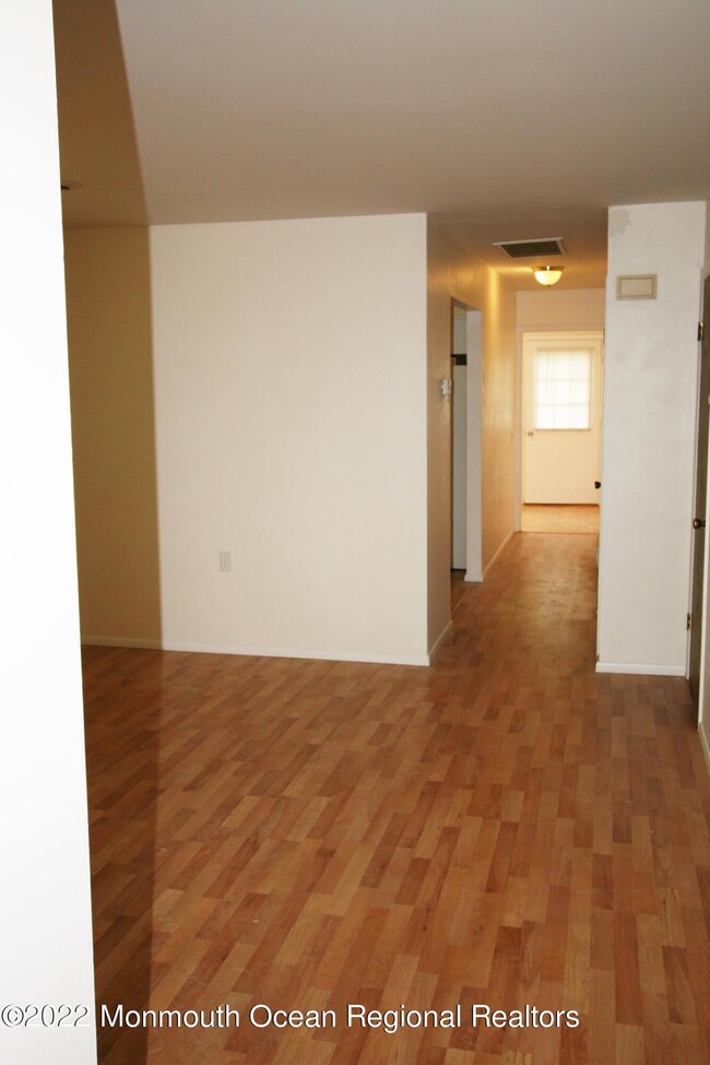 33B Canton Dr, Whiting, NJ 08759 - photo 4