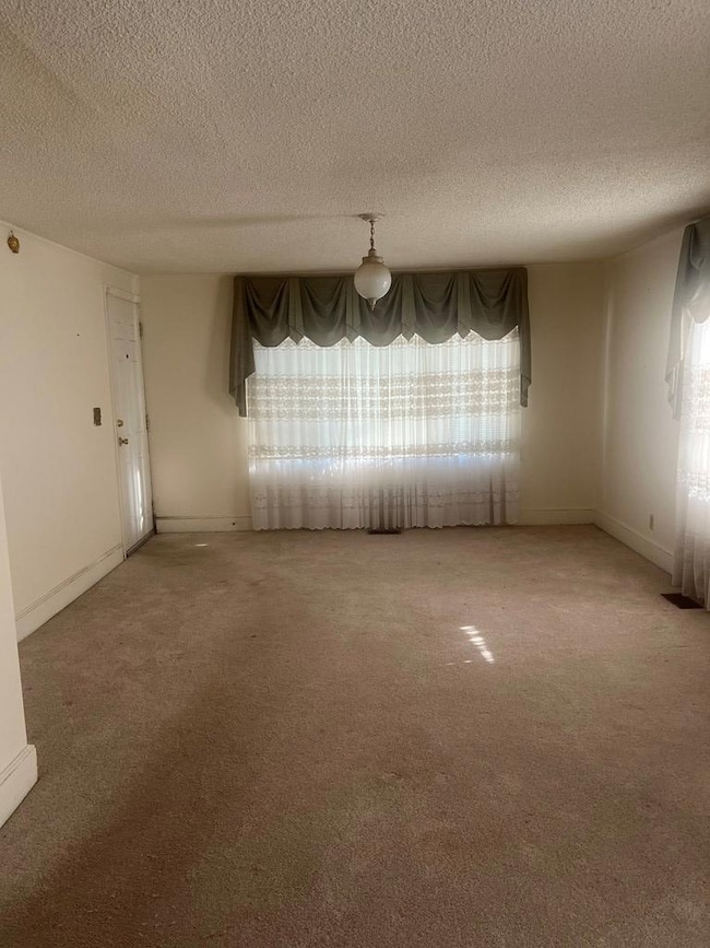 201 Webb Ave, Sumter, SC 29150 - photo 2