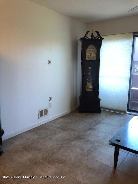 1003 W Fingerboard Rd unit 294, Staten Island, NY 10304 - photo 7