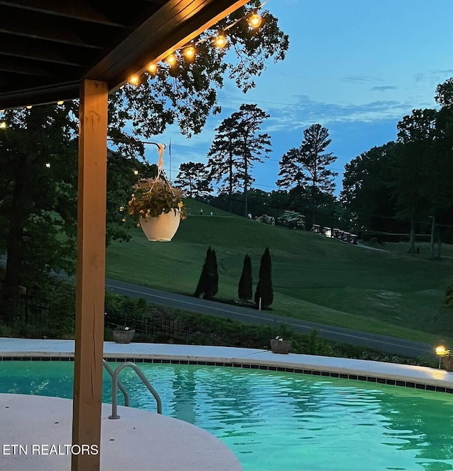 6809 Beaver Brook Dr, Knoxville, TN 37918 - photo 4