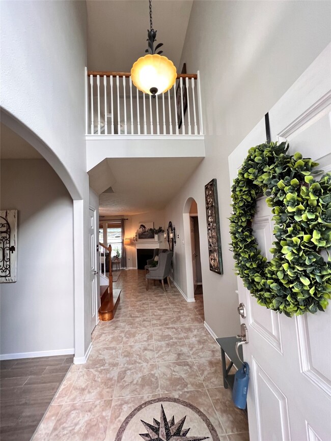 8918 Path Green Dr, Houston, TX 77095 - photo 4