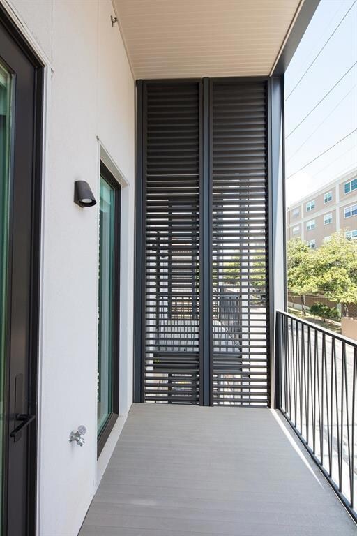 1530 Felicity St unit 1, New Orleans, LA 70130 - photo 2