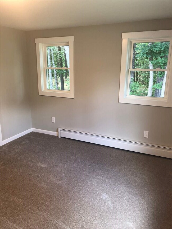 158 Chestnut Hill Rd, Rochester, NH 03867 - photo 6