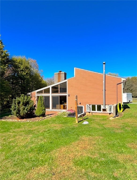 1568 Pulaski Mercer Rd, Mercer, PA 16137 - photo 2