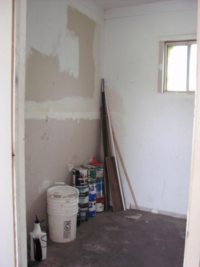 272 S 300 W, Parowan, UT 84761 - photo 5