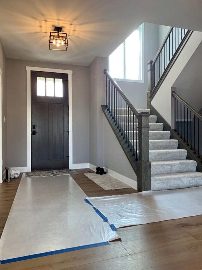 790 Estelle Ln, Crown Point, IN 46307 - photo 3