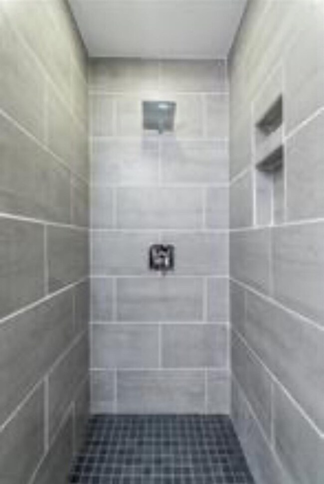 5808 Sandhurst Ln unit A, Dallas, TX 75206 - photo 6