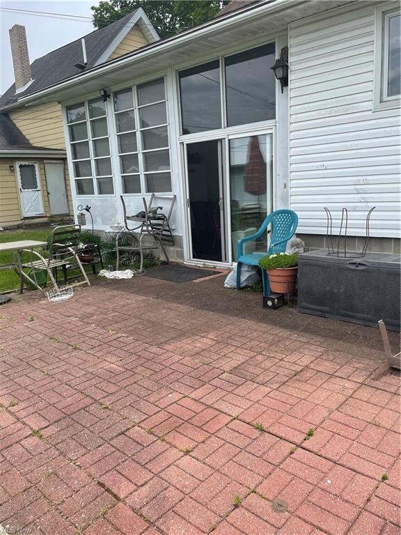 648 Vine St, Coshocton, OH 43812 - photo 3