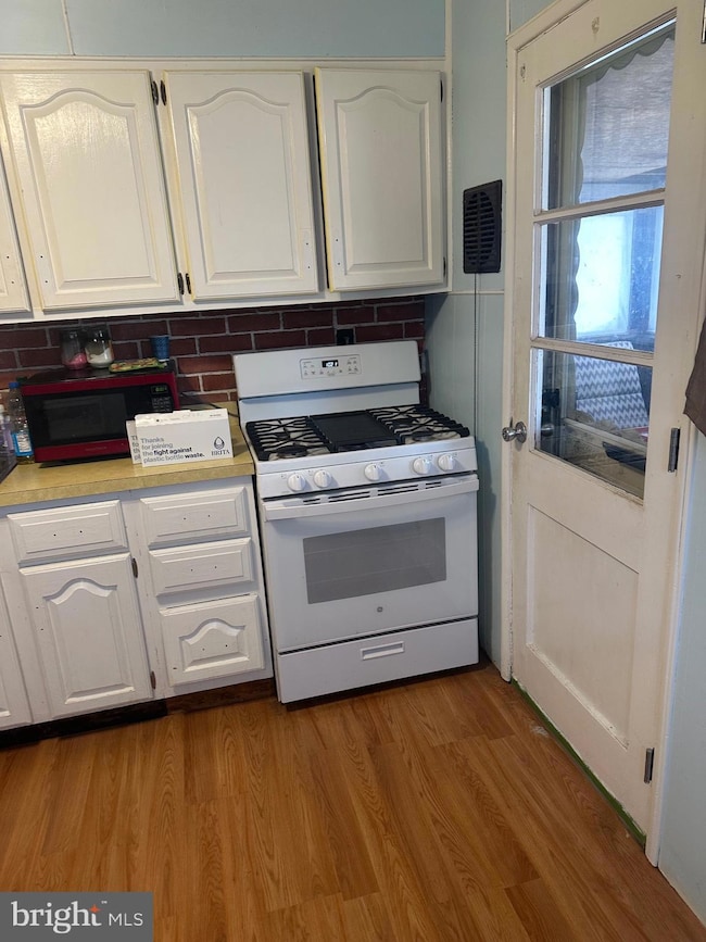 27 Walton Ave, Ewing, NJ 08618 - photo 5