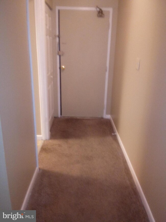 3803 Saint Barnabas Rd unit 204, Suitland, MD 20746 - photo 2