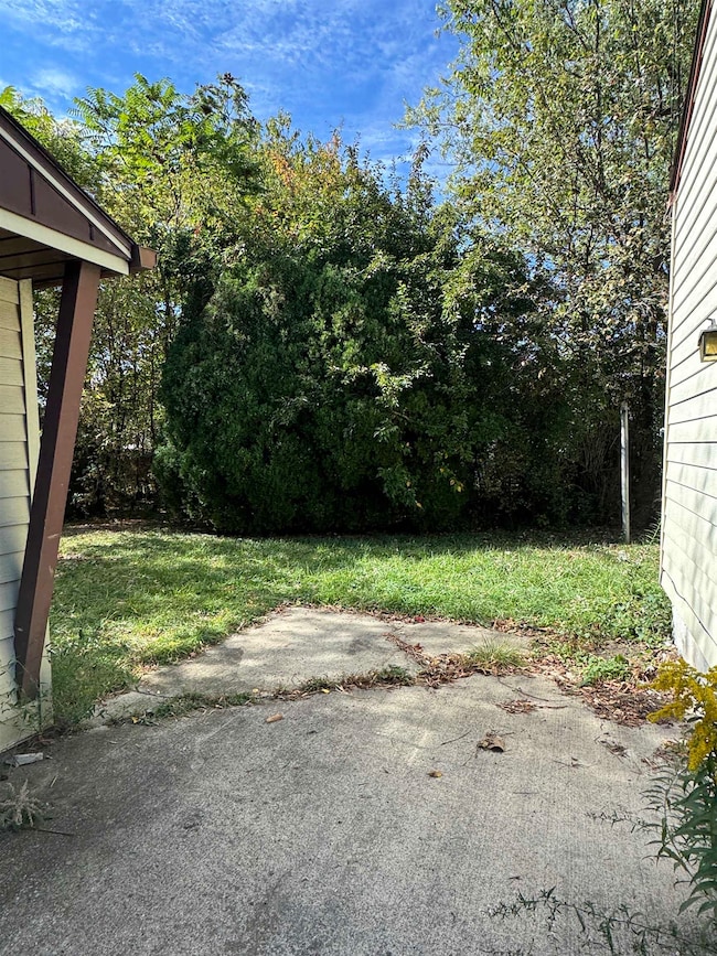 3305 Larchmont St, Flint, MI 48503 - photo 3