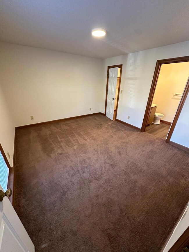 3502 Ivy Commons Dr unit 201, Raleigh, NC 27606 - photo 5