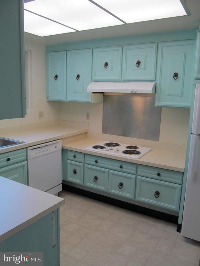 3420 Chiswick Ct, Silver Spring, MD 20906 - photo 4