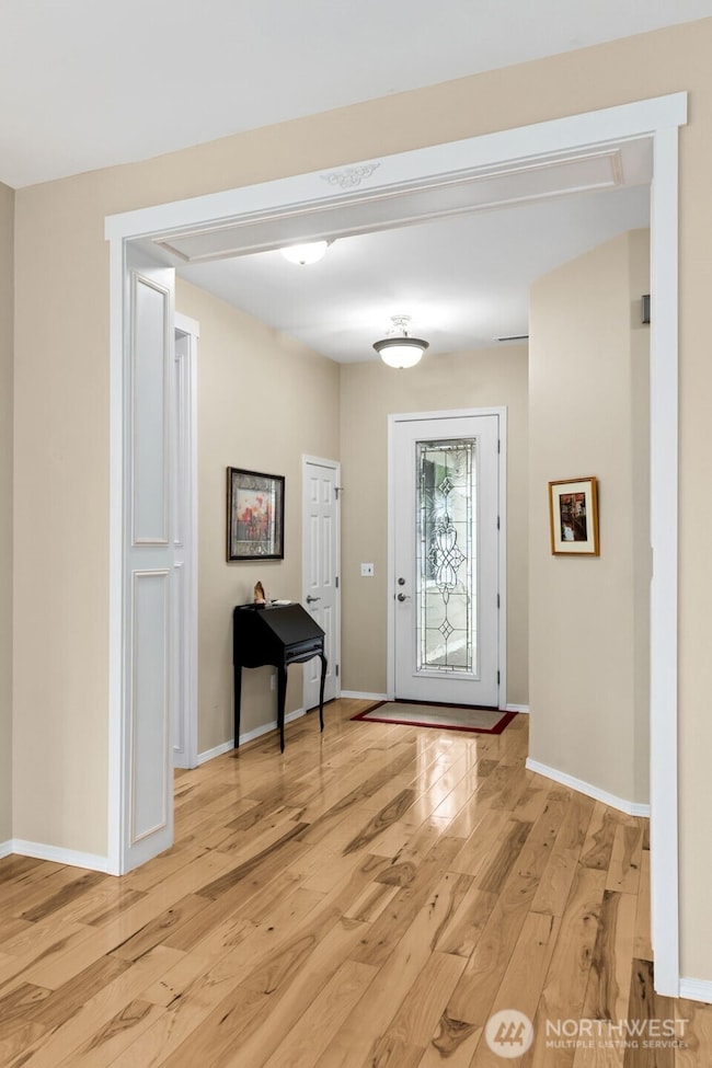 Separate foyer with coat closet