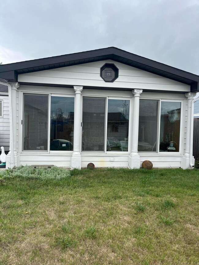 3898 Halsey Place, Columbus, OH 43228 - photo 3