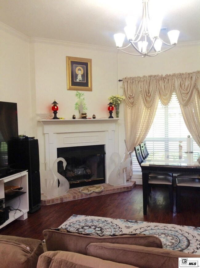 200 Mayhaw St, Monroe, LA 71203 - photo 2