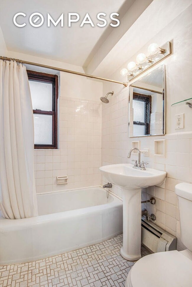 305 E 72nd St unit 4CN, New York, NY 10021 - photo 5