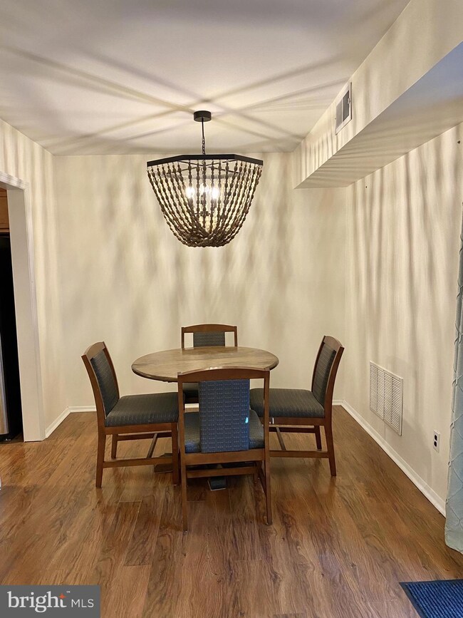 Rockford Tower Condominiums unit E002, Wilmington, DE 19806 - photo 5