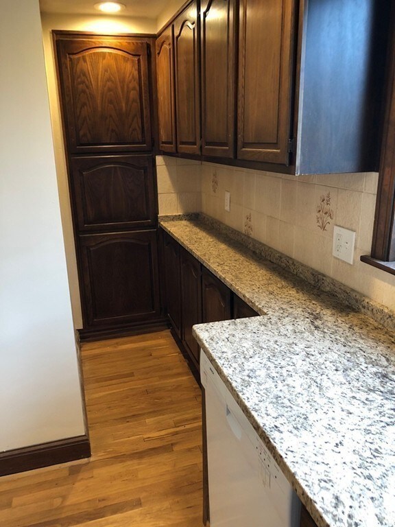 86 Golden Ave unit 2, Medford, MA 02155 - photo 7