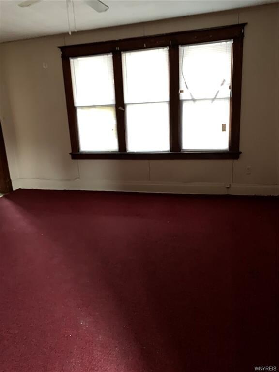 1424 Walnut Ave unit Lower, Niagara Falls, NY 14301 - photo 3