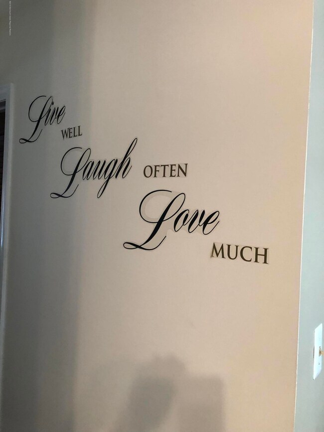 A3D30FB0-11FA-436F-83CE-781B867A7BDD