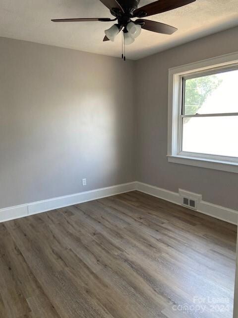 416 N Center St, Statesville, NC 28677 - photo 4