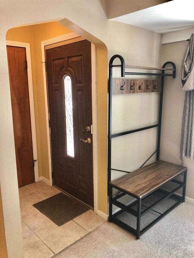 3923 Wicker Ave, Highland, IN 46322 - photo 5