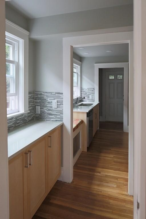 11 Irvington Rd unit 1, Somerville, MA 02144 - photo 4