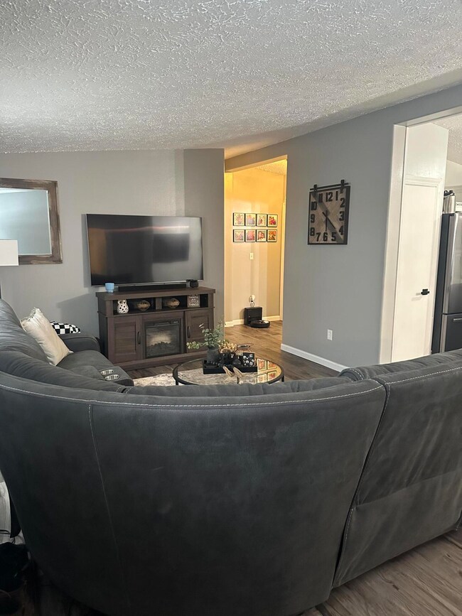 714 Miami Ave, Russells Point, OH 43348 - photo 4