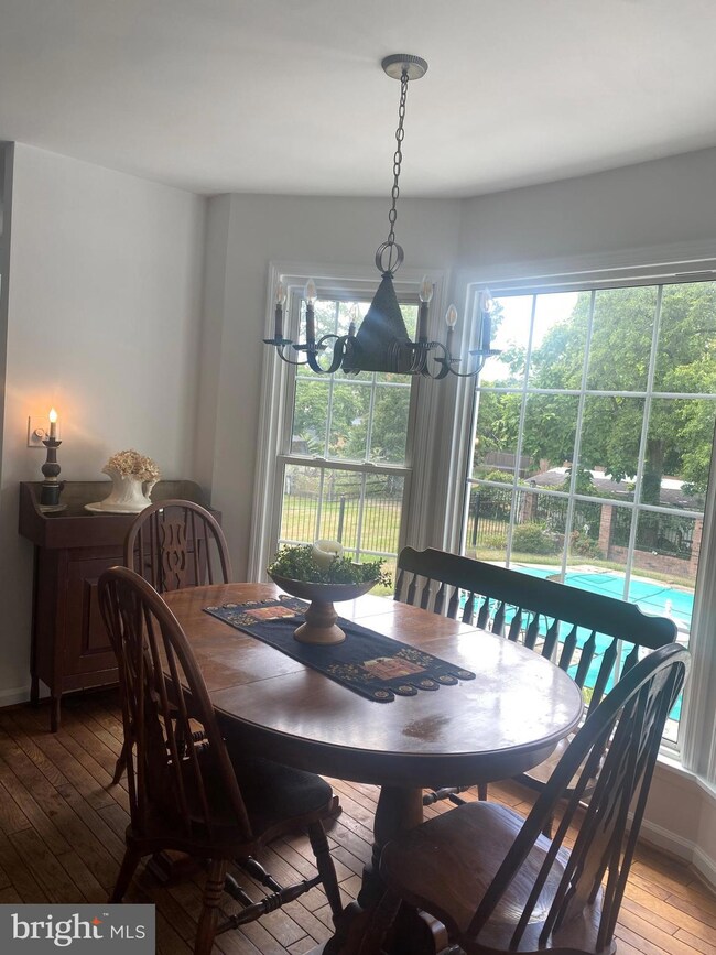 7905 Godfrey Ct, Clinton, MD 20735 - photo 5