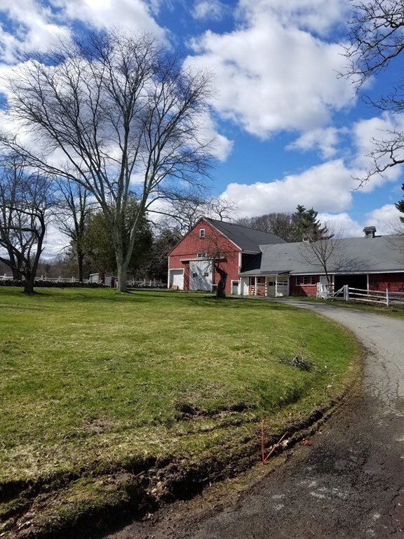 260 S Main St unit 1, Sherborn, MA 01770 - photo 6