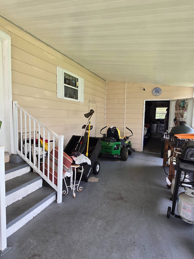 348 Cross St, Melbourne, FL 32901 - photo 6