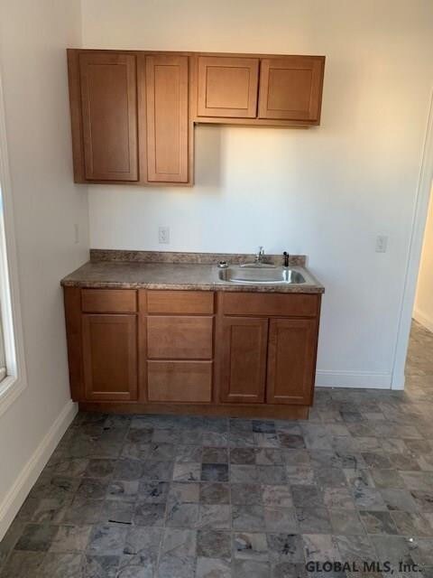 12 Swan St unit 3, Schenectady, NY 12307 - photo 7