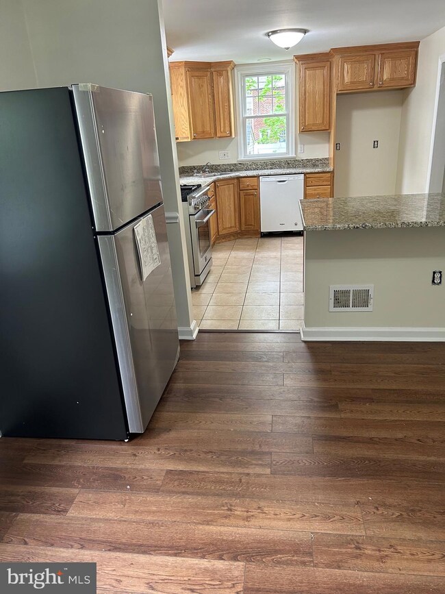 555 Marietta Ave, Swarthmore, PA 19081 - photo 4