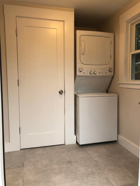 85 Pine St unit 1, Waltham, MA 02453 - photo 2