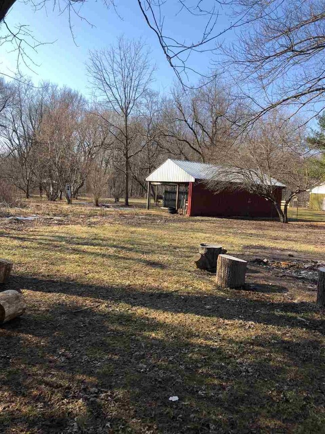 1929 W Happy Hollow Rd, Janesville, WI 53546 - photo 6