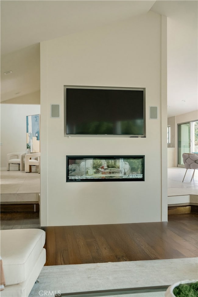 1680 Summitridge Dr, Beverly Hills, CA 90210 - photo 6