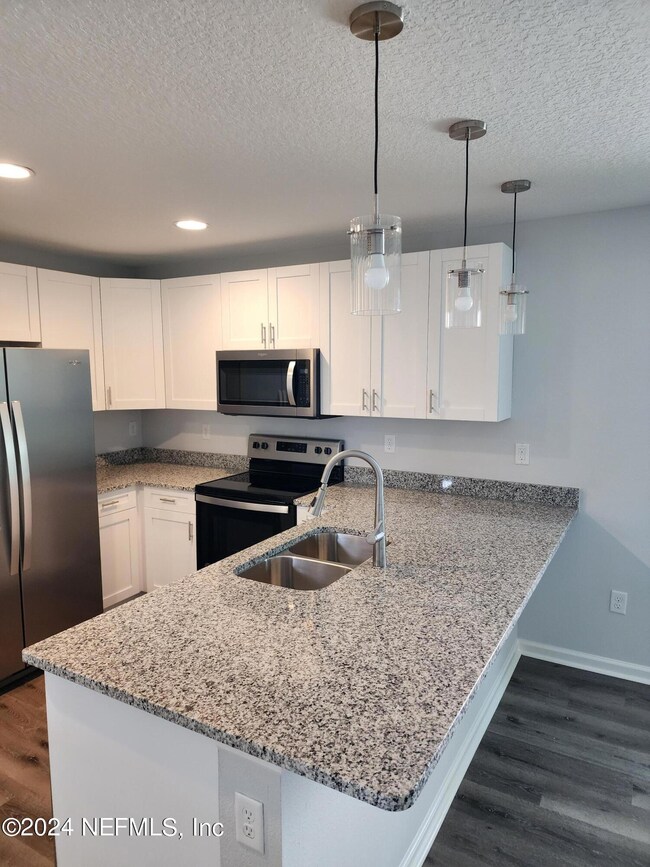 9015 Eaton Ave, Jacksonville, FL 32211 - photo 4