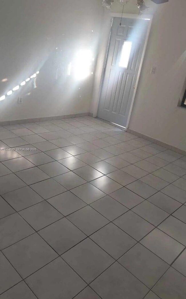 561 E 62nd St unit 1, Hialeah, FL 33013 - photo 4