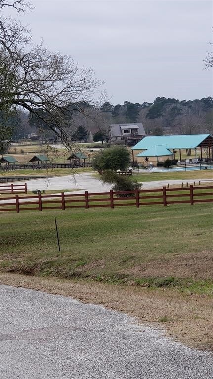 9 Quiet Pine Way, Huntsville, TX 77340 - photo 3