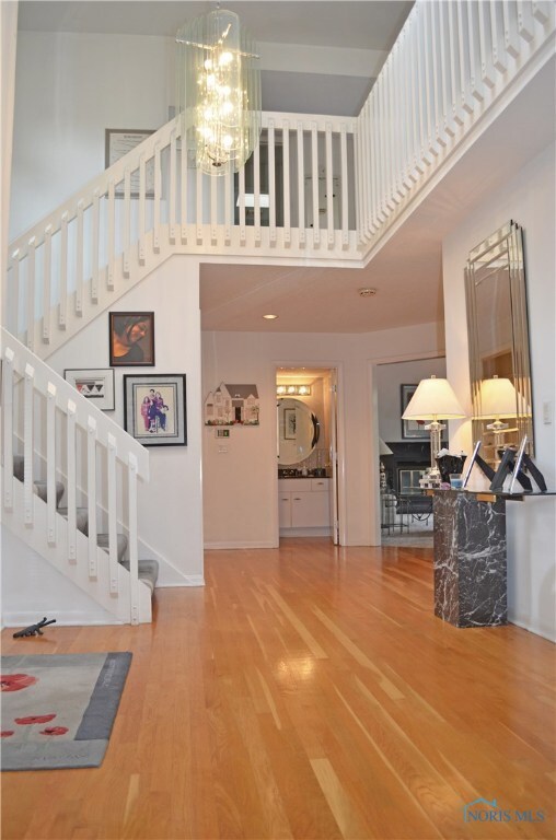 3042 Riva Ridge Rd, Ottawa Hills, OH 43615 - photo 4