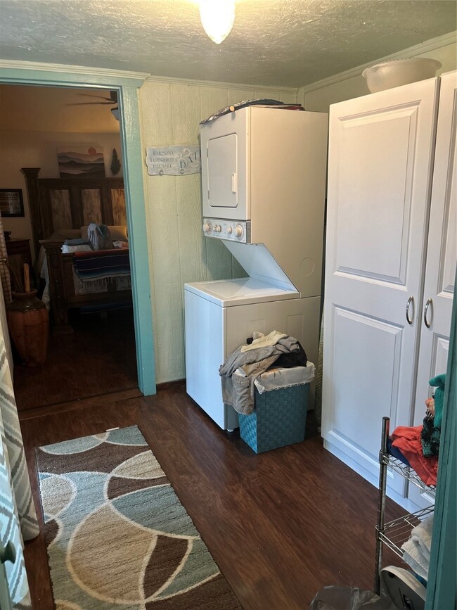 231 Jamaica Ave, Point Blank, TX 77364 - photo 5