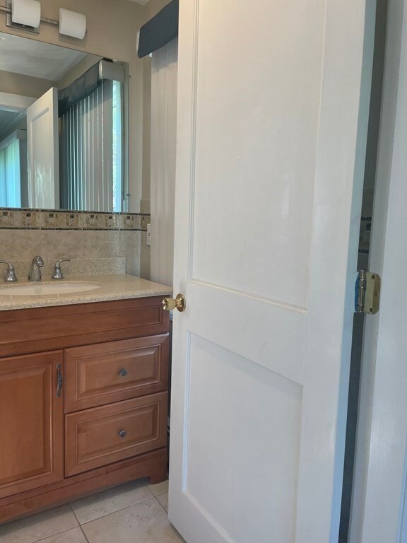 169 Florence St unit 1, Chestnut Hill, MA 02467 - photo 7