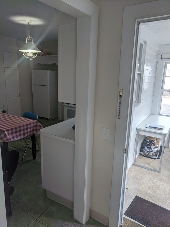 194 Adams St unit 1, Newton, MA 02458 - photo 4