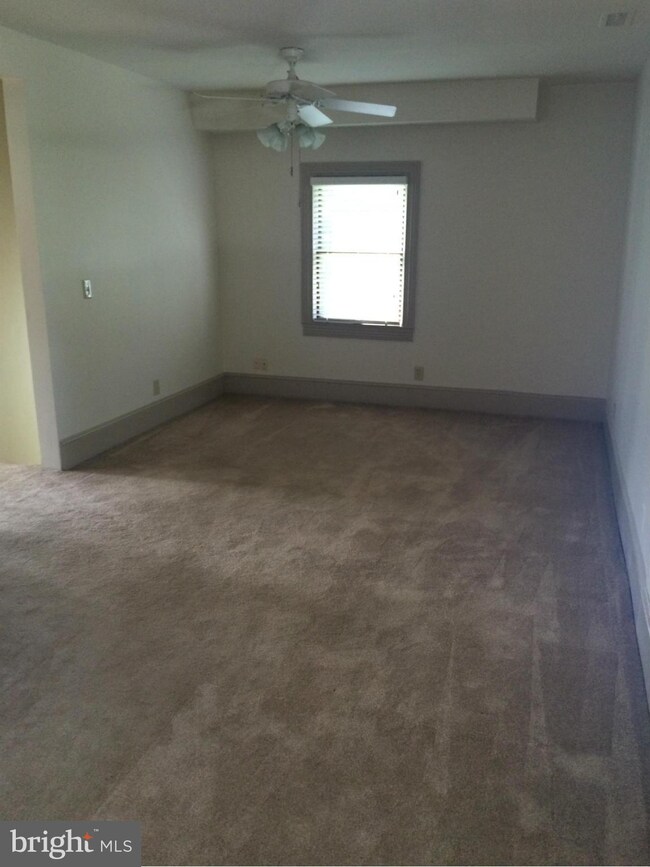 9901 River Rd, Potomac, MD 20854 - photo 6