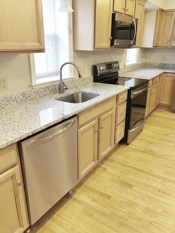 206 Adams St unit 1, Abington, MA 02351 - photo 5